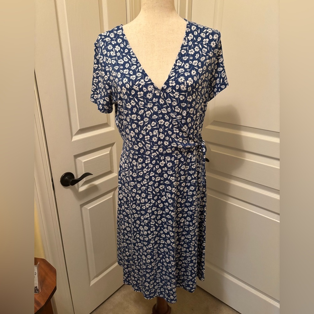 Old Navy Blue Floral Dress